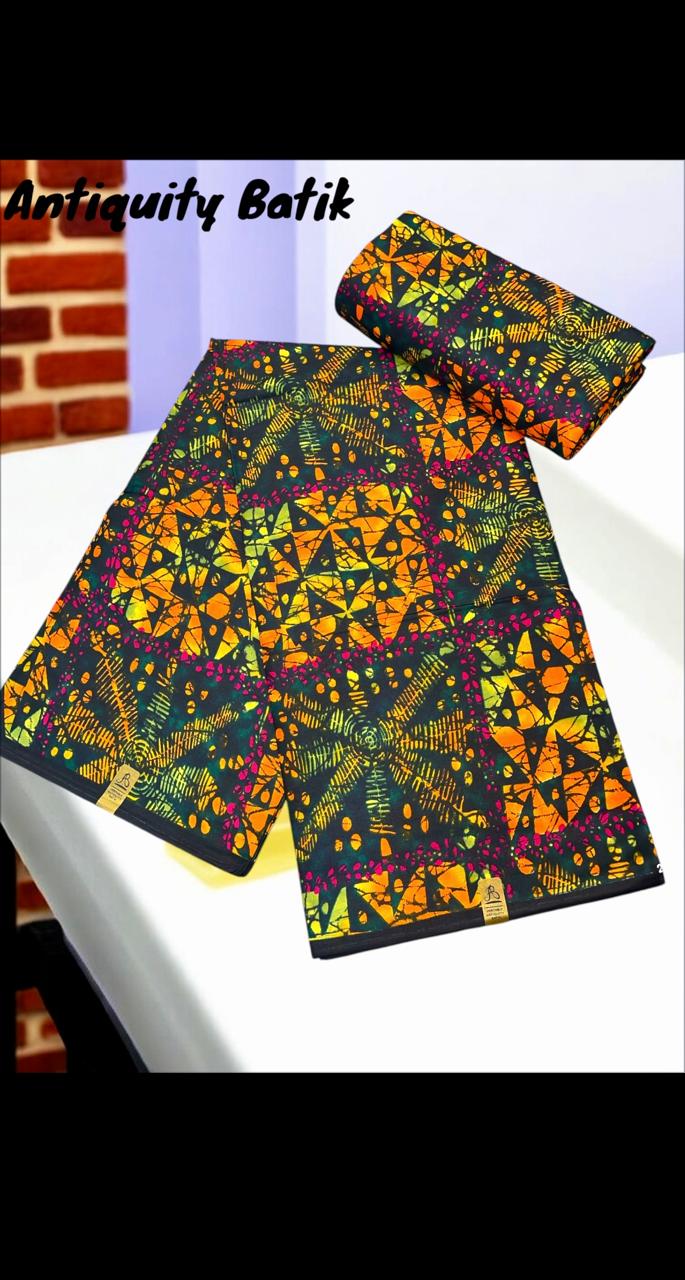 High-Quality African Batik Wax Fabric – Limited Edition Print – 6 Yards (Copy)